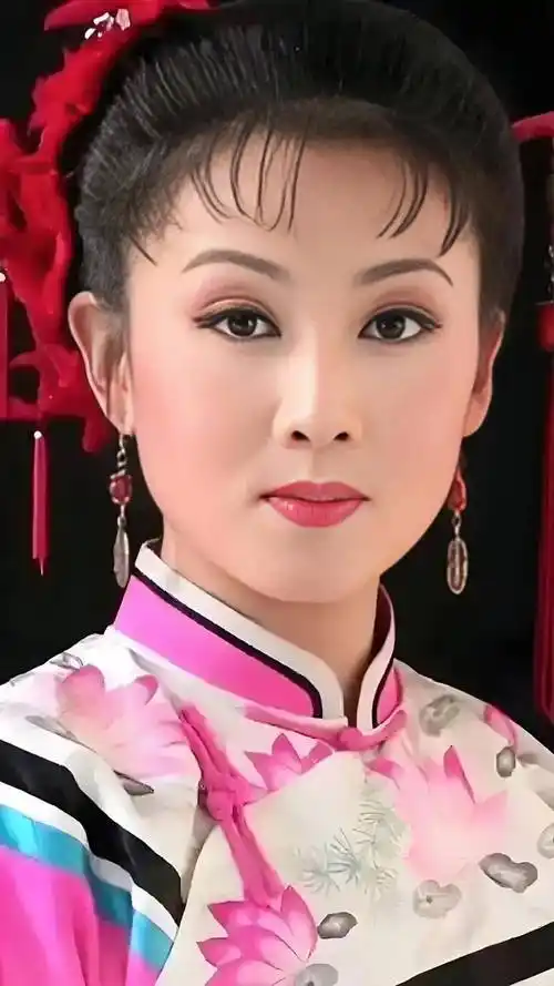 韩再芬艺术照